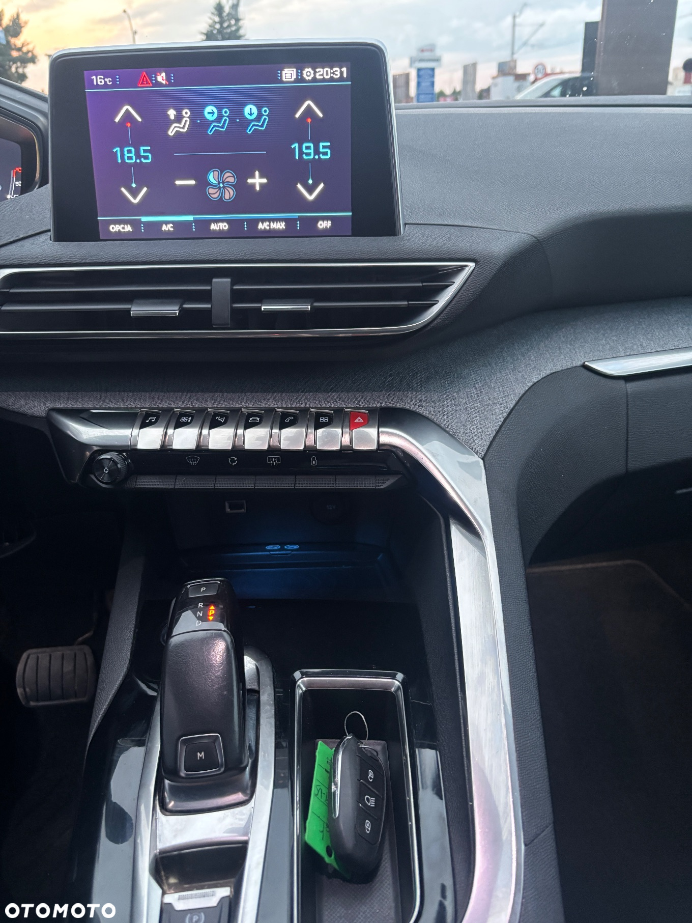 Peugeot 3008 1.2 PureTech GPF Allure S&S EAT8 - 8