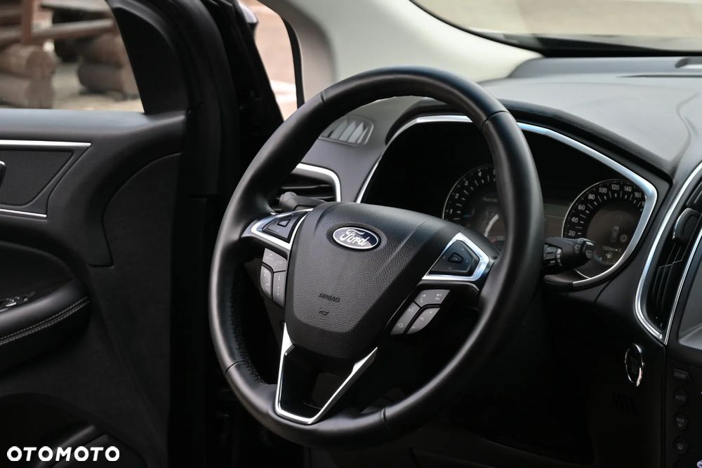 Ford Edge 2.0 TDCi Bi-Turbo 4x4 ST-LINE - 27