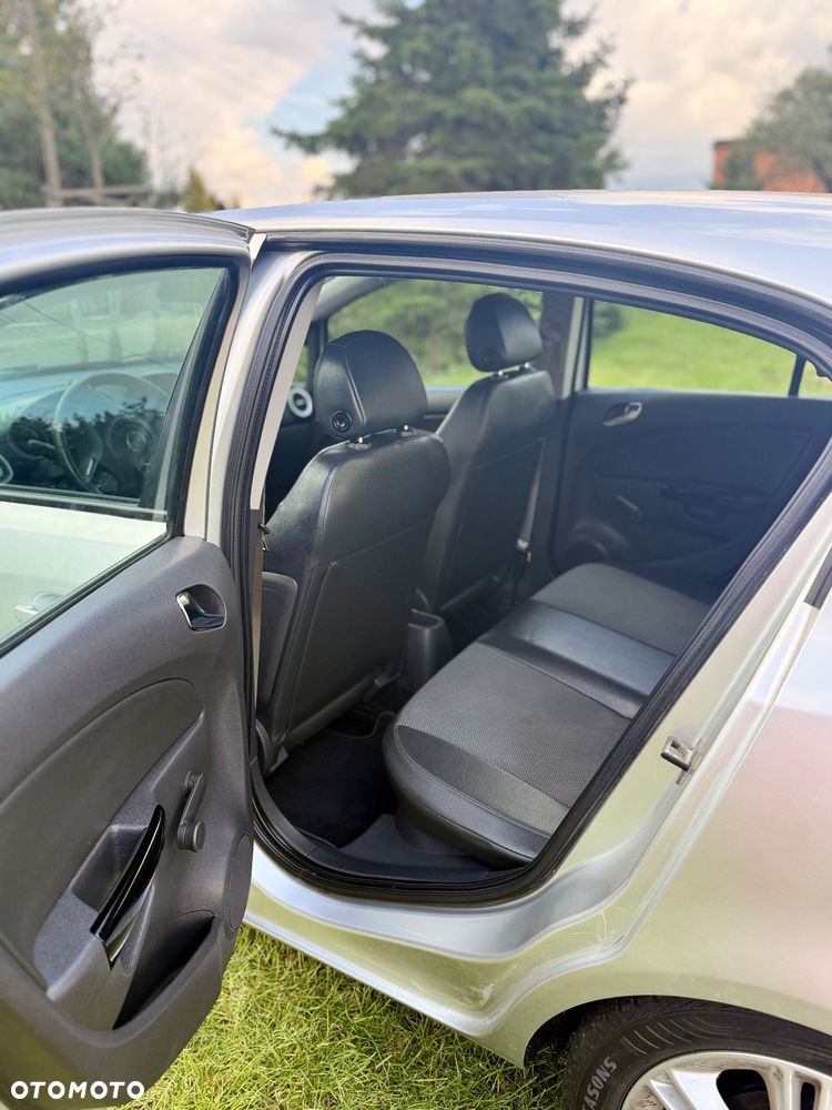 Opel Corsa - 16