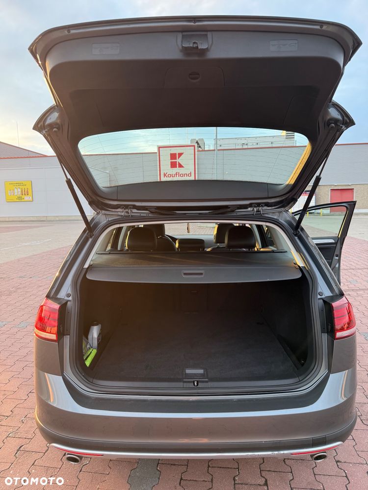 Volkswagen Golf Alltrack - 19