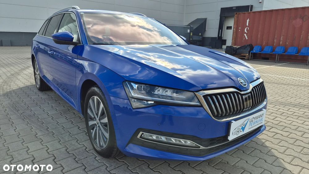 Skoda Superb 2.0 TDI SCR Style DSG - 3