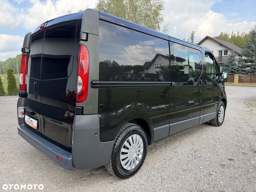 Renault Trafic - 16