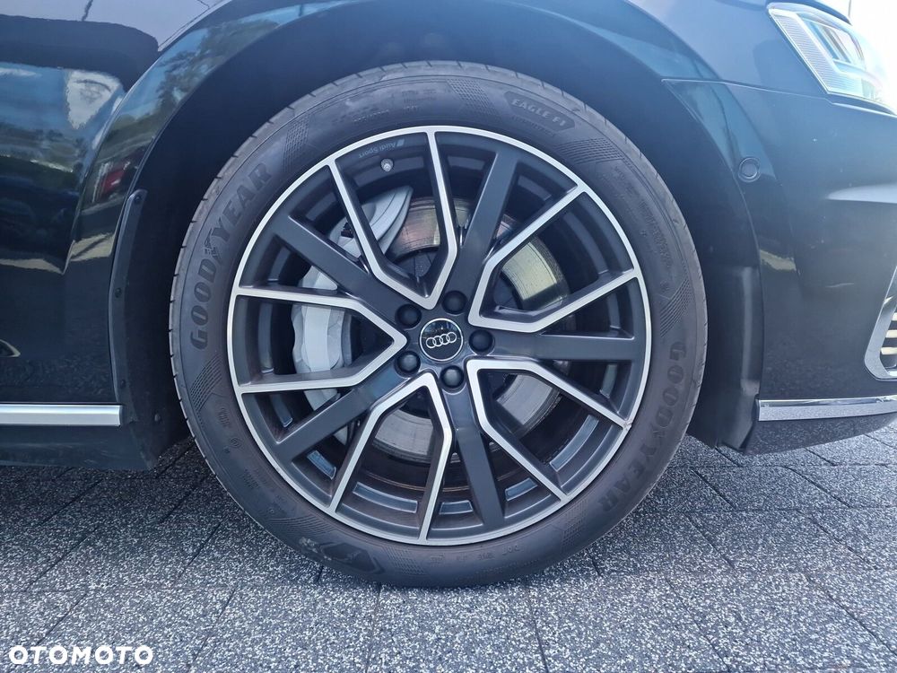 Audi A8 60 TFSI e Quattro Tiptronic - 32