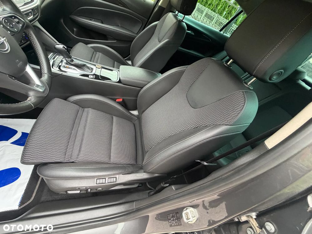 Opel Insignia 2.0 CDTI Business Elegance S&S - 11