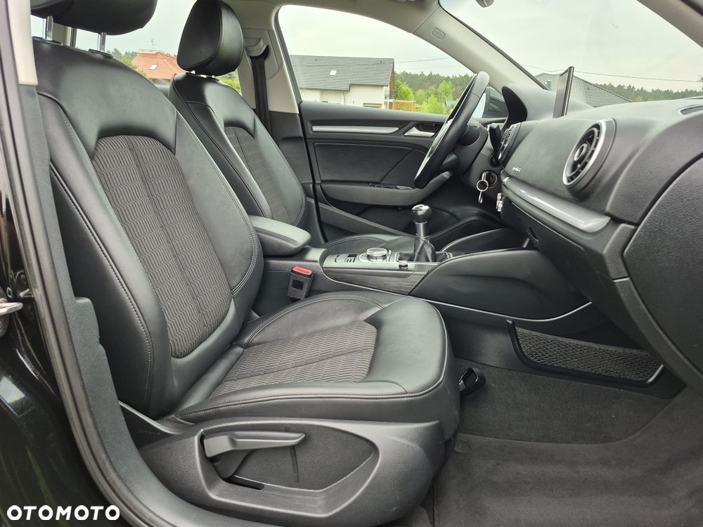 Audi A3 Sportback 2.0 TDI (clean diesel) quattro S line Sportpaket - 24