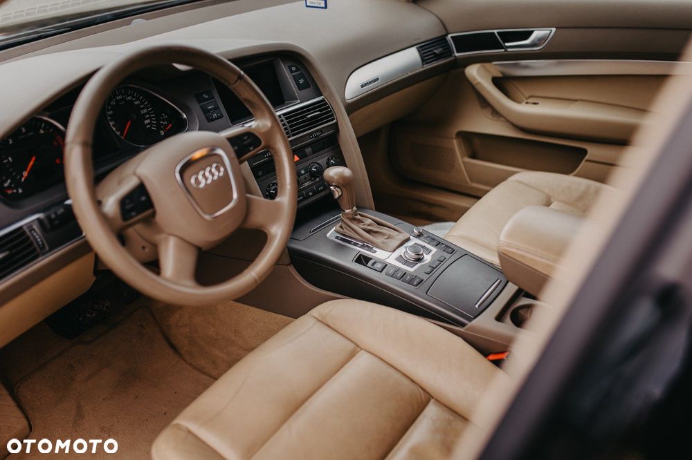 Audi A6 Avant - 10