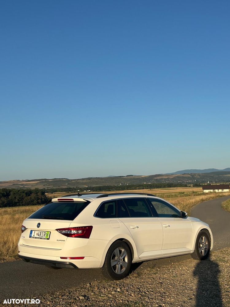Skoda Superb 2.0 TDI Ambition - 4