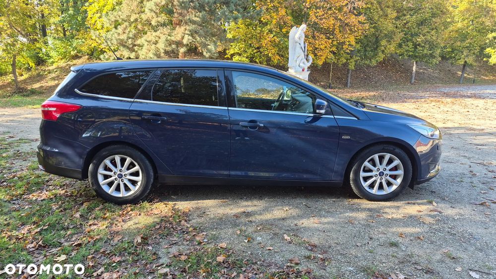 Ford Focus 2.0 TDCi Titanium ASS PowerShift - 4