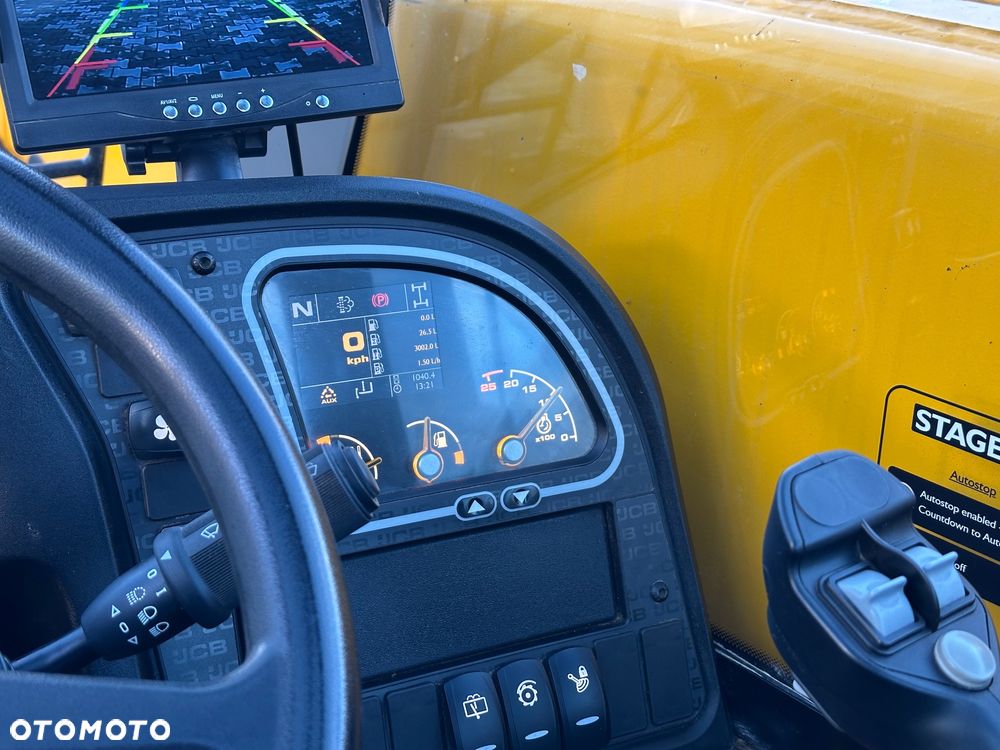 JCB 525-60 Hi Viz - 10