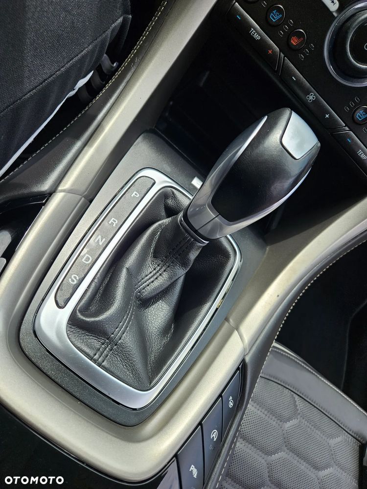 Ford Mondeo - 35