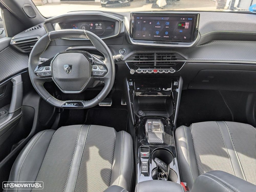 Peugeot e-2008 54 kWh GT - 11