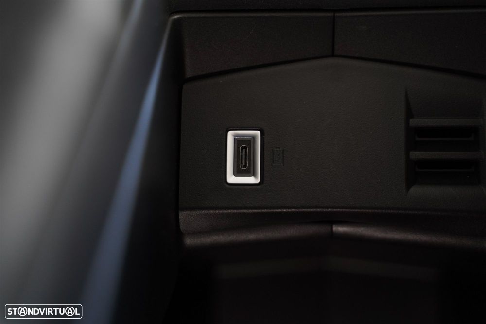 Peugeot 308 SW 1.2 PureTech Allure Pack EAT8 - 28