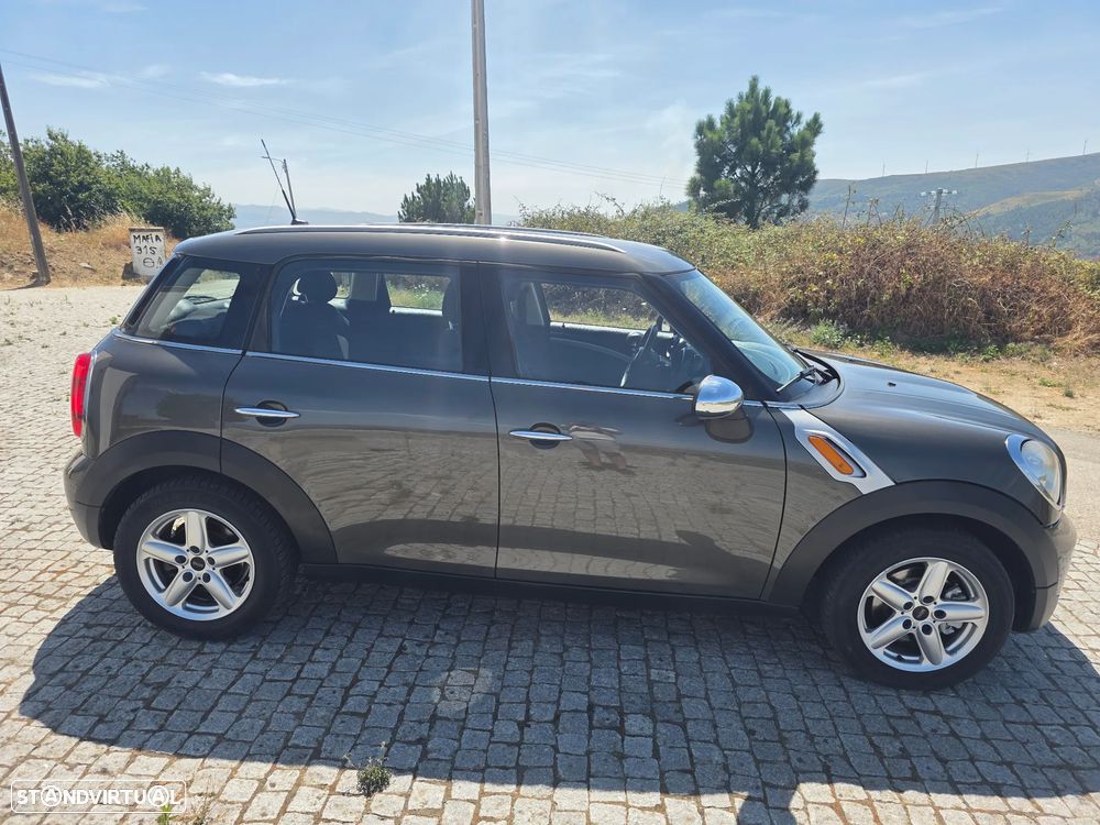 MINI Countryman One D - 4