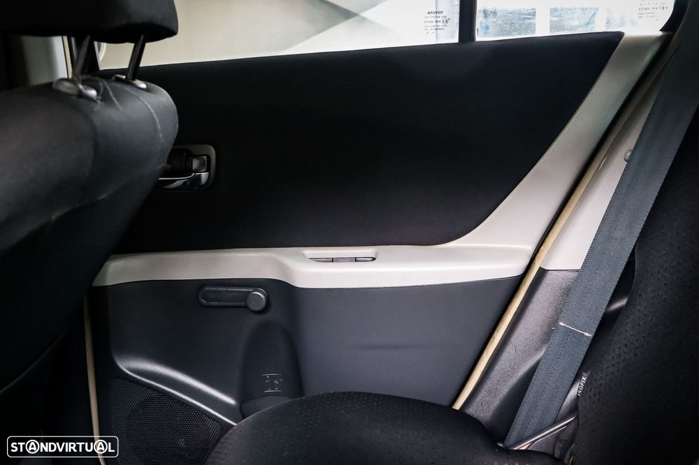 Toyota Yaris 1.0 VVT-i AC - 13