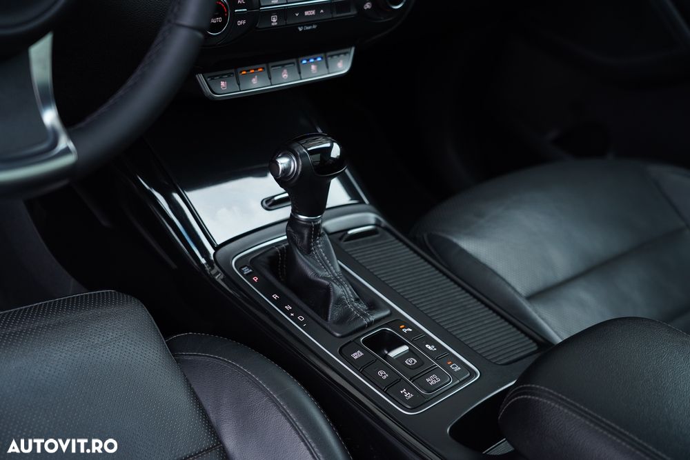 Kia Sorento 2.2 CRDi AWD Aut. Platinum Edition - 9