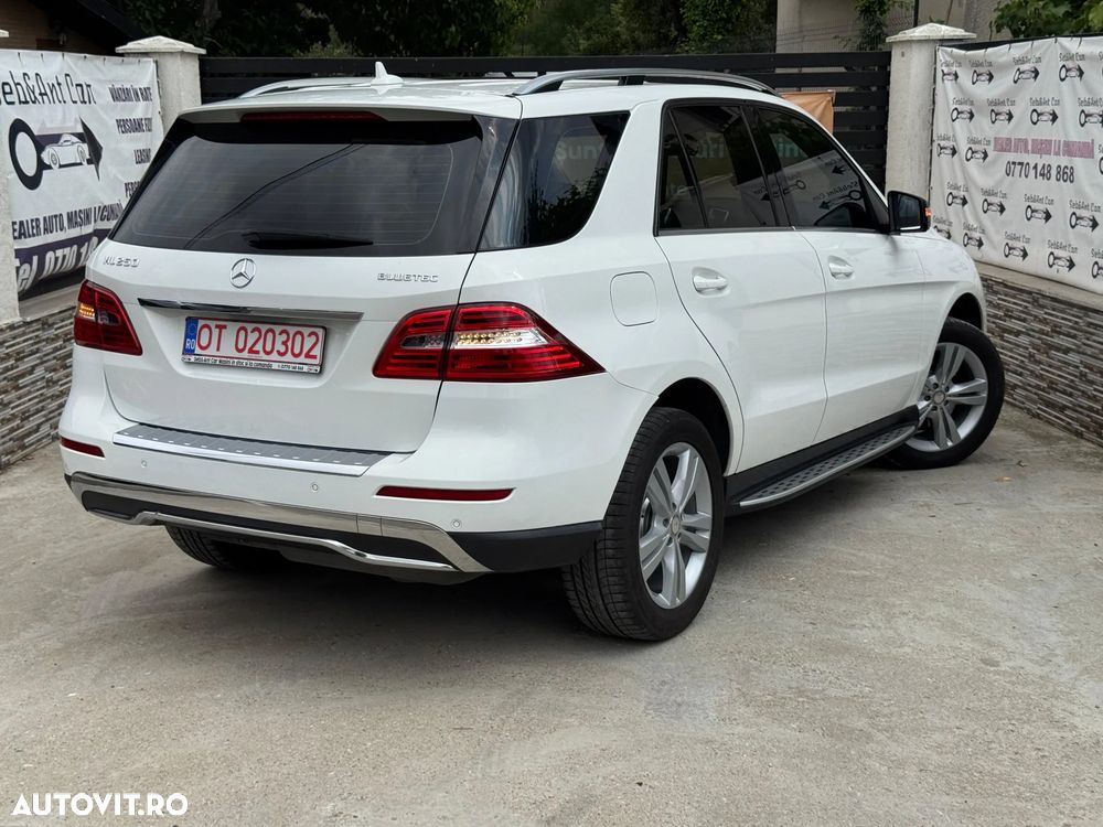 Mercedes-Benz ML 250 BlueTec 4MATIC Aut - 13