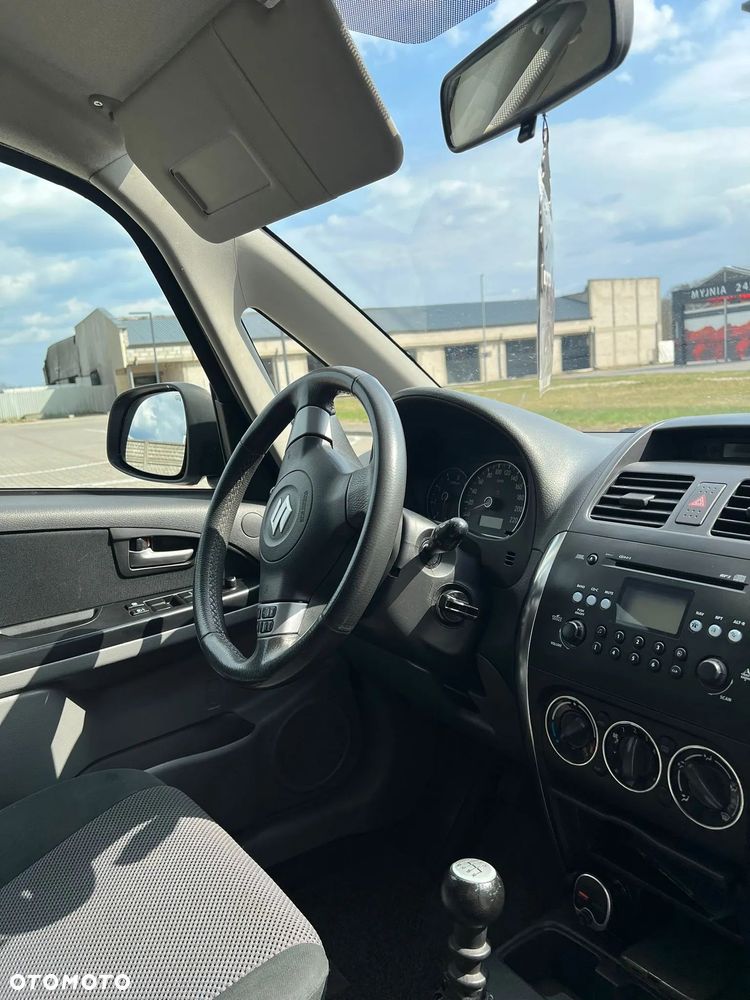 Suzuki SX4 1.9 DDiS DPF 4x2 Comfort - 5