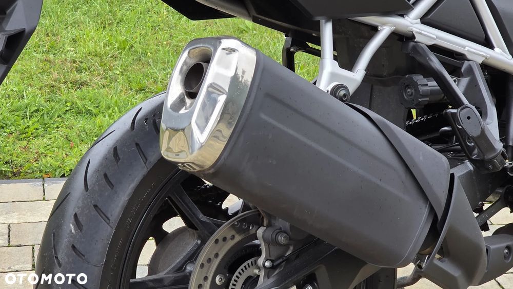 Suzuki V-STROM - 19