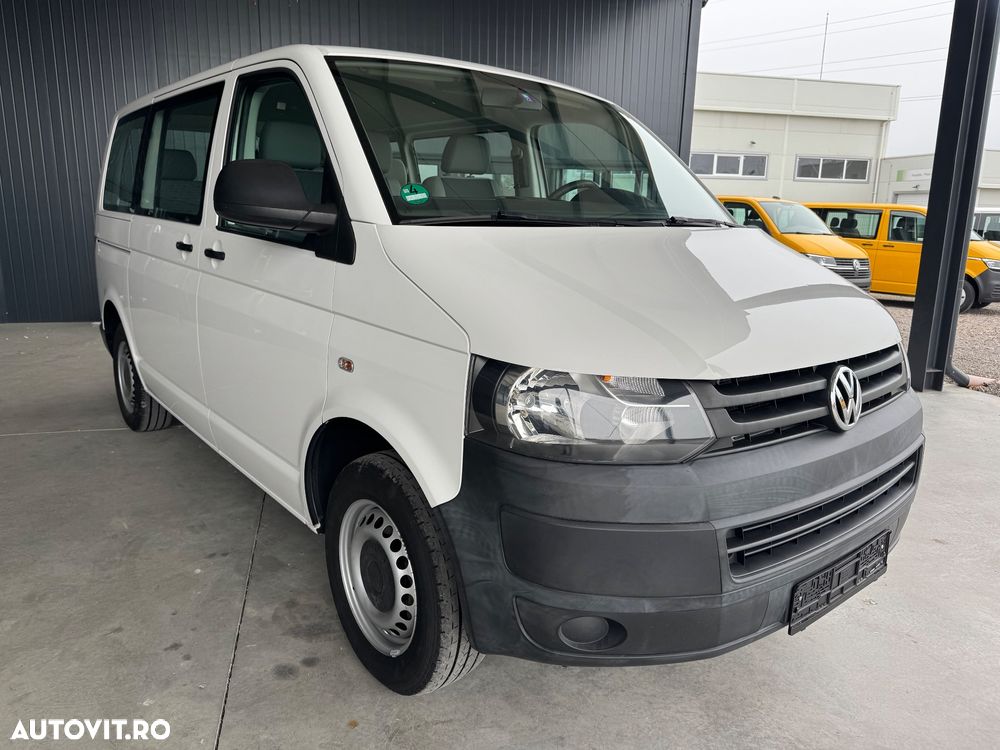 Volkswagen Transporter - 1