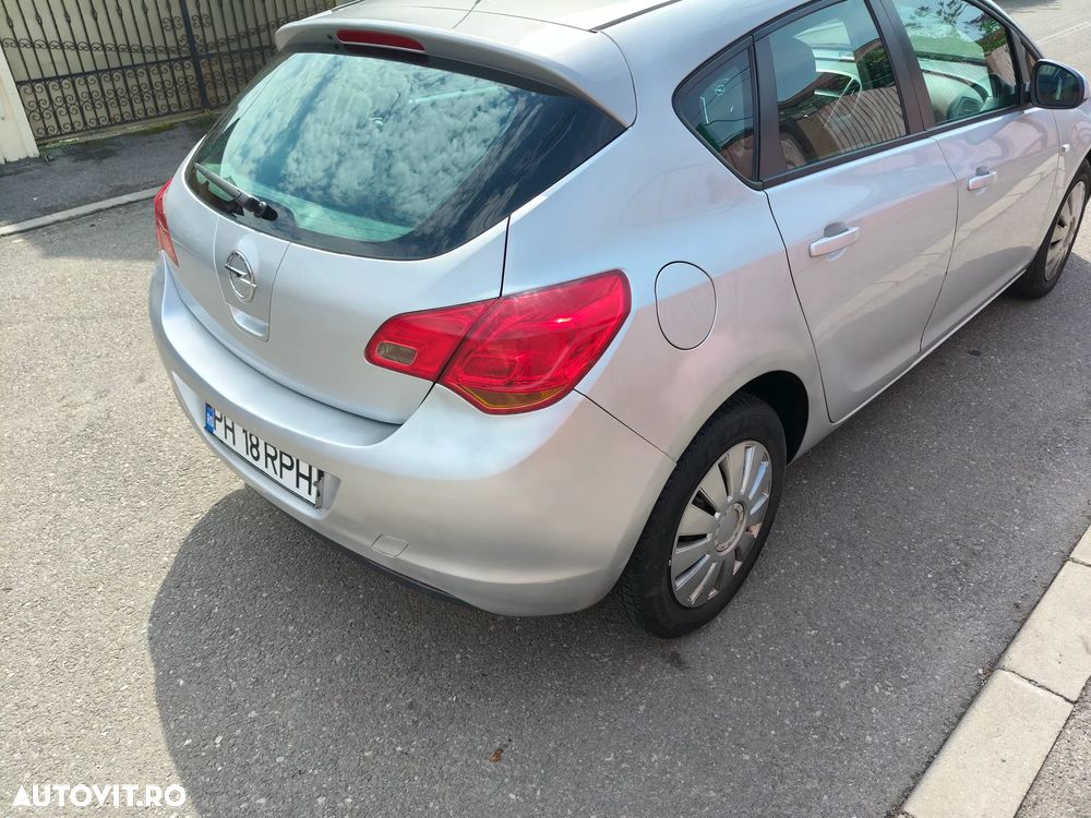 Opel Astra 1.3 CDTI Enjoy - 3