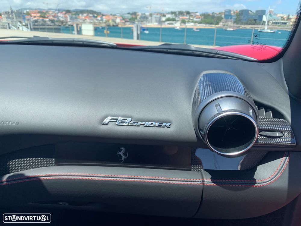 Ferrari F8 Tributo Spider - 25