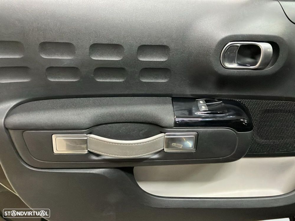 Citroën C3 1.2 PureTech C-Series - 19