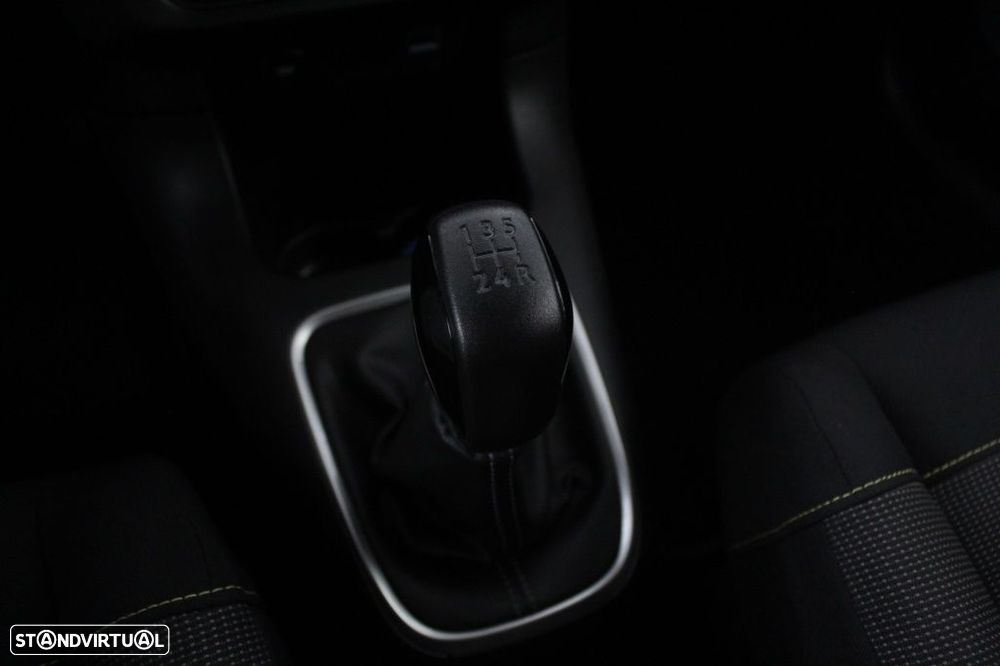 Citroën C3 1.2 PureTech Max - 32