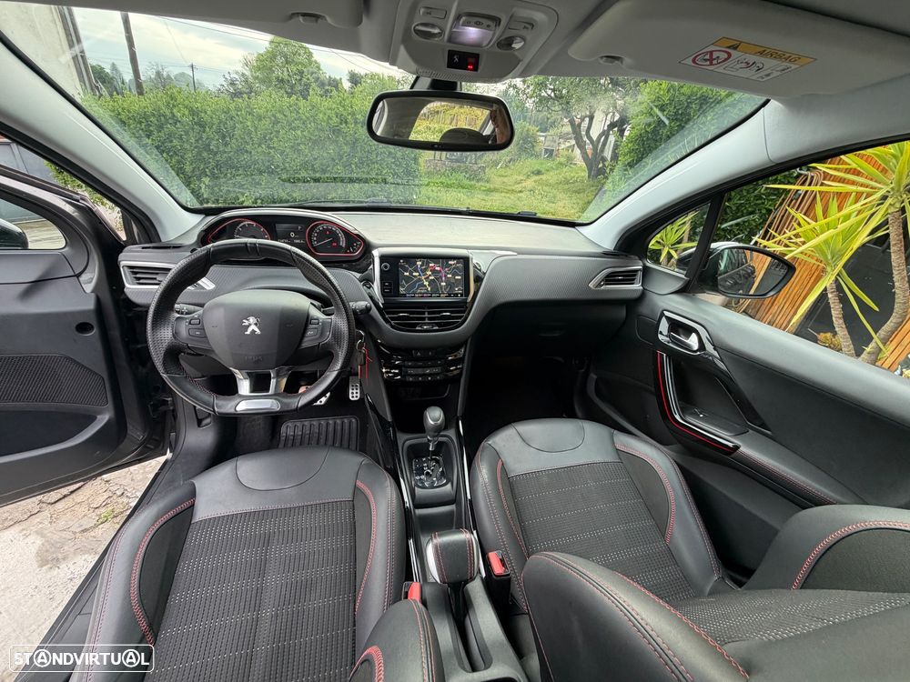 Peugeot 2008 1.2 PureTech GT Line EAT6 - 21