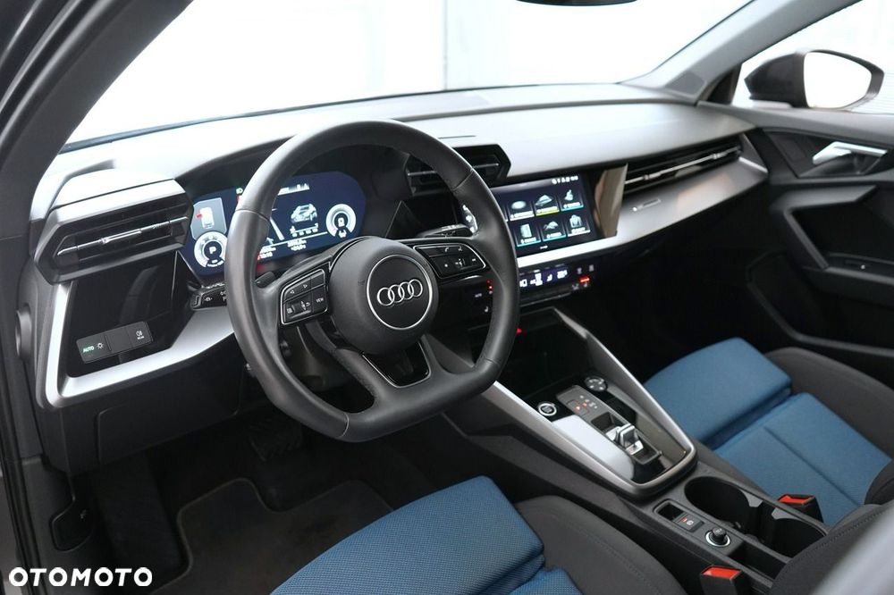 Audi A3 Sportback - 16