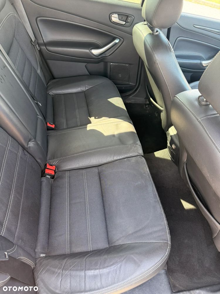 Ford Mondeo 2.0 TDCi Titanium - 8