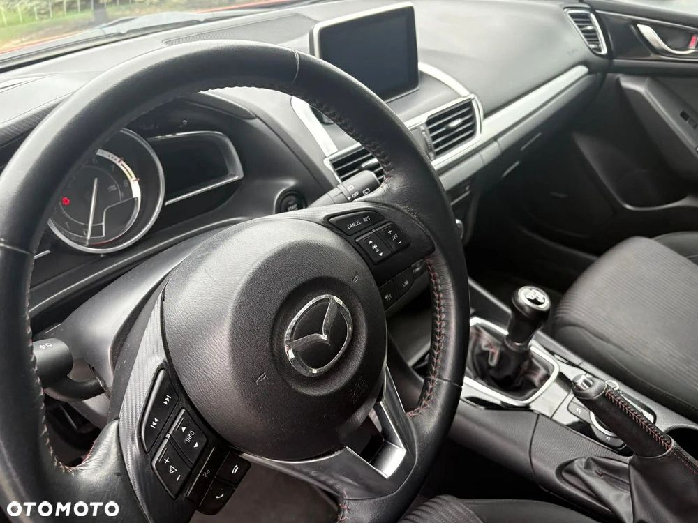 Mazda 3 - 17