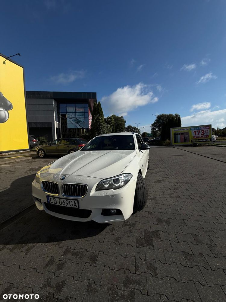 BMW Seria 5 520d xDrive Luxury Line - 2