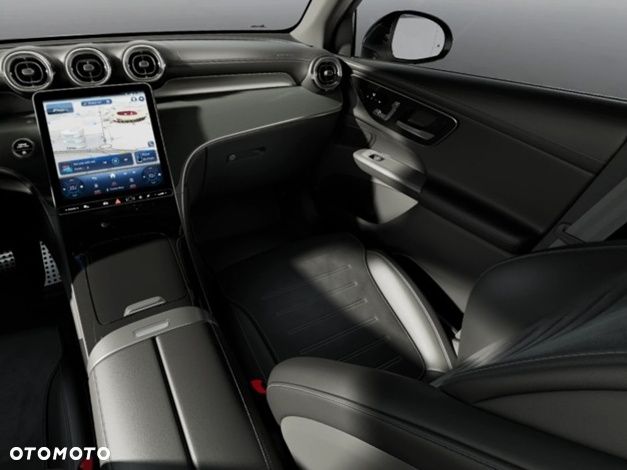 Mercedes-Benz GLC - 9