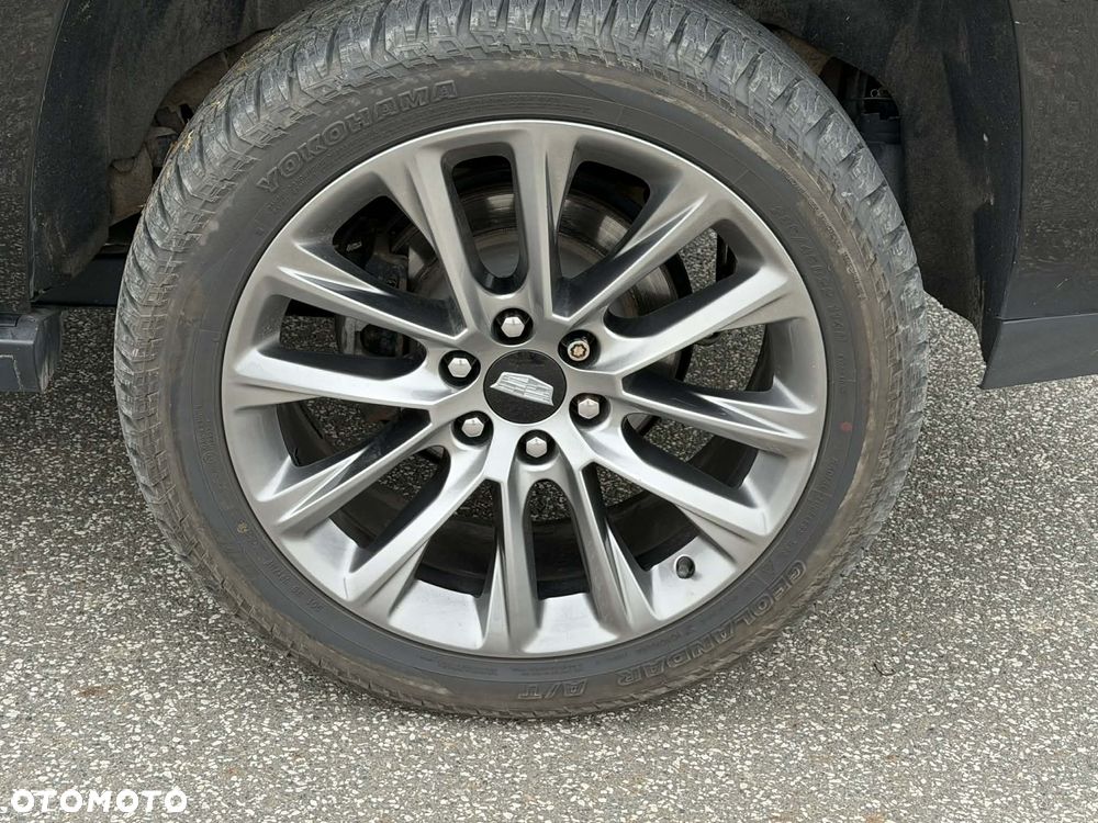 Cadillac Escalade - 3