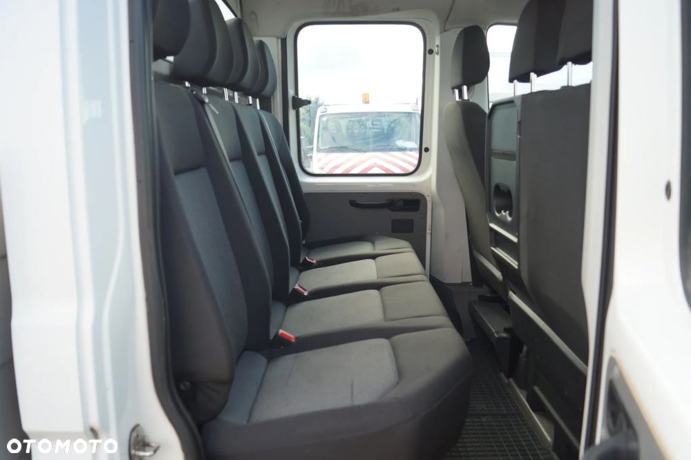 Volkswagen Crafter - 32