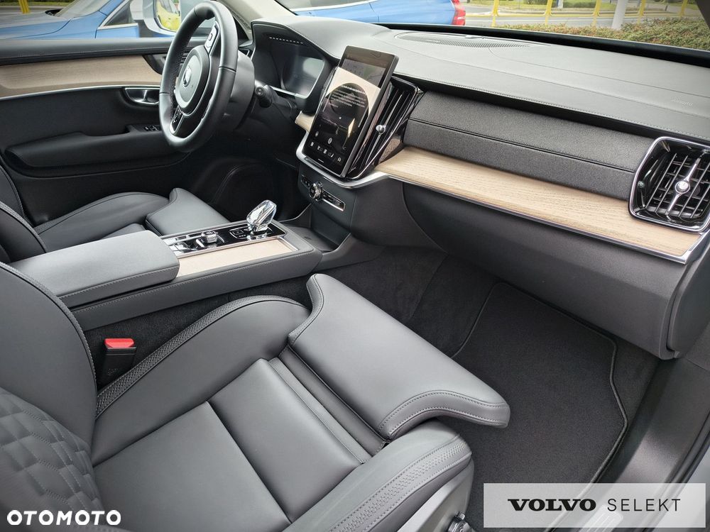 Volvo XC 90 - 24
