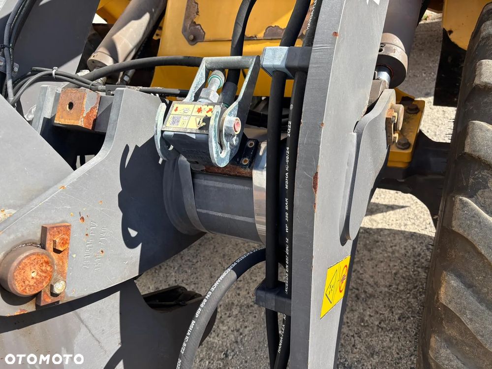 Volvo L30 GS - 14