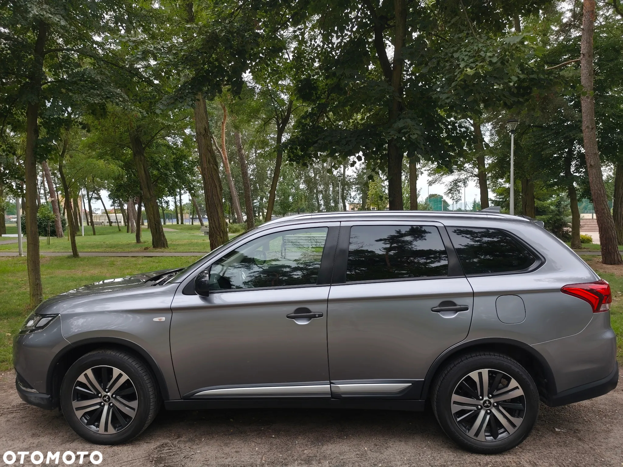 Mitsubishi Outlander 2.0 City Style 2WD - 4