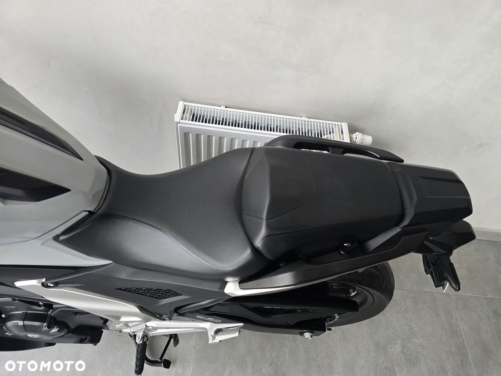 Honda NC - 25