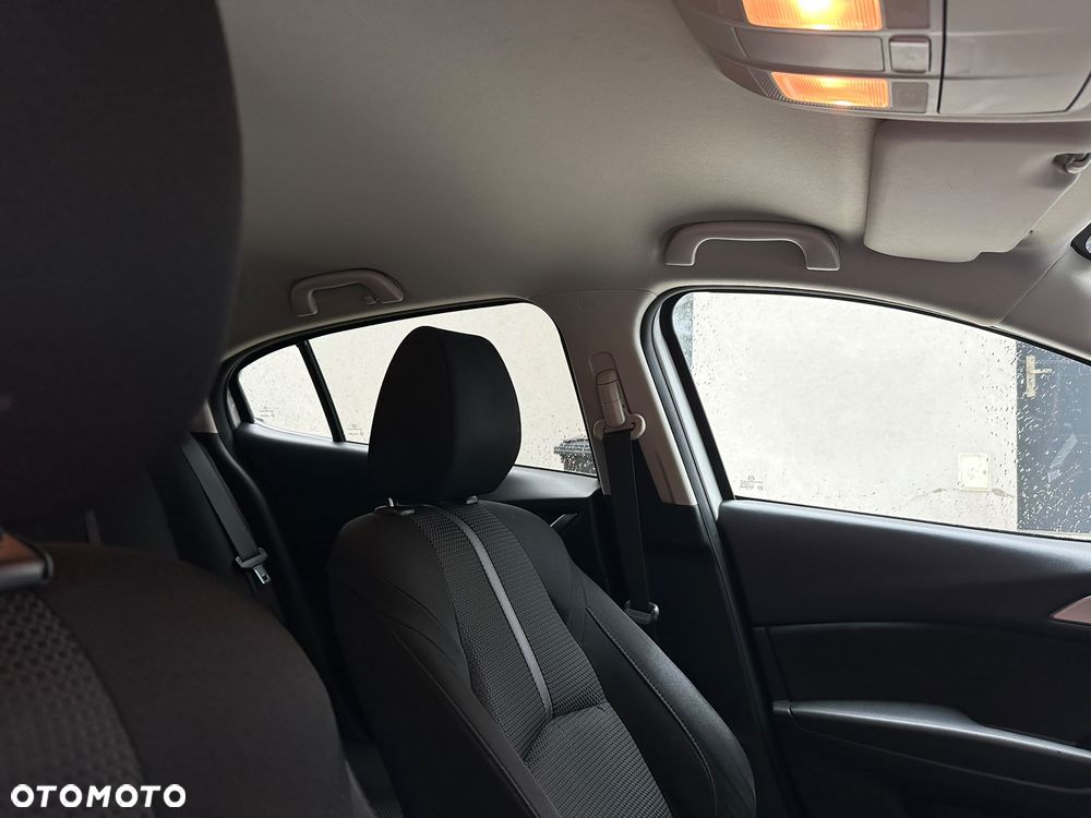 Mazda 3 SKYACTIV-G 120 Signature+ - 16
