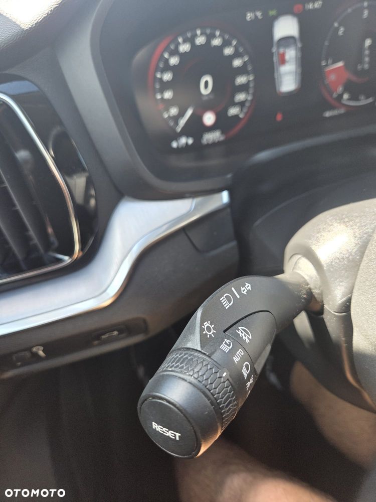 Volvo V60 D4 Geartronic Momentum - 14