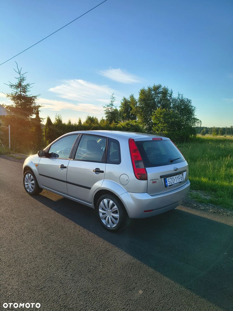 Ford Fiesta 1.3 Gold X - 8