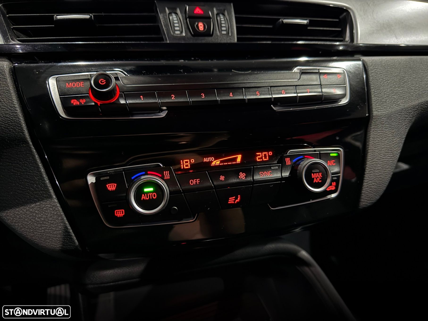 BMW X1 18 d sDrive Auto Line Sport - 29
