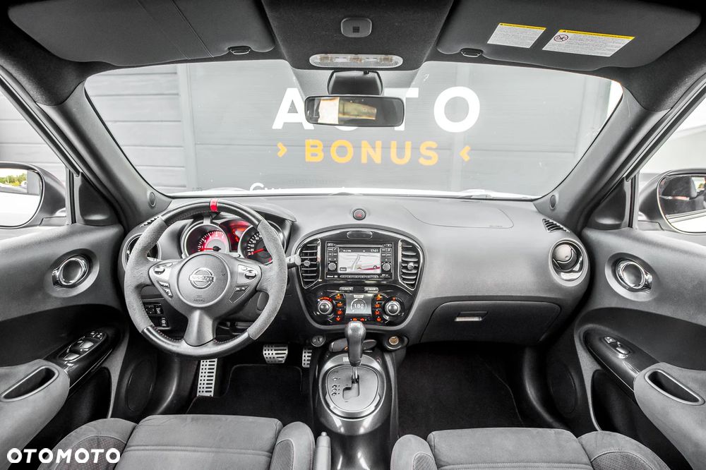 Nissan Juke 1.6 T Nismo 4x4 - 25