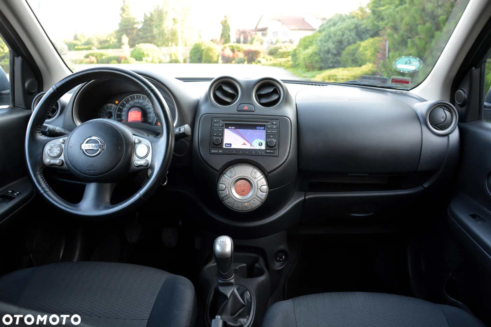Nissan Micra 1.2 Tekna - 6