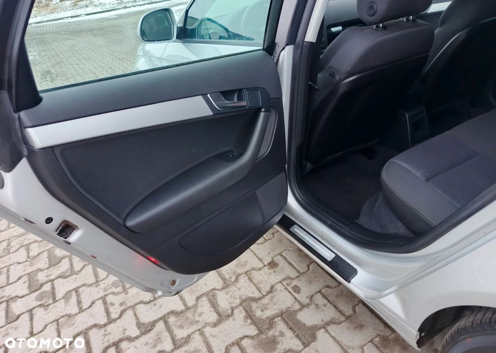 Audi A3 Sportback 1.6 TDI DPF Attraction - 28