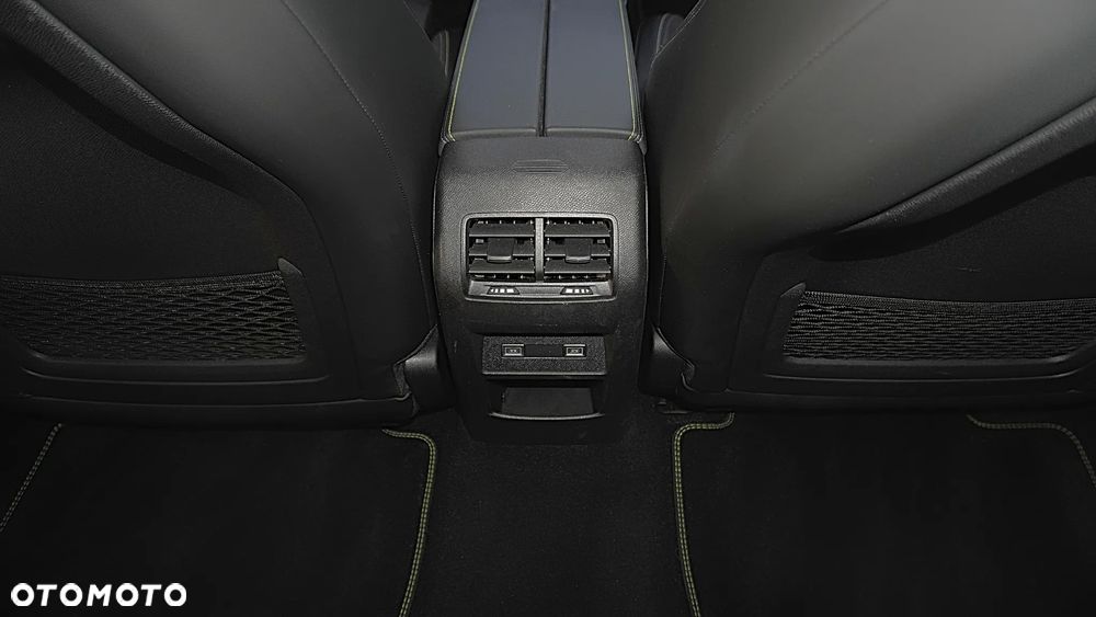 Peugeot 408 1.2 PureTech GT S&S EAT8 - 17