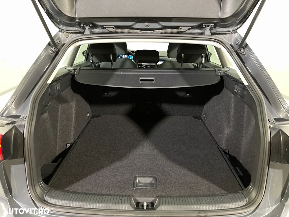 Volkswagen Golf 2.0 TDI SCR Life - 14
