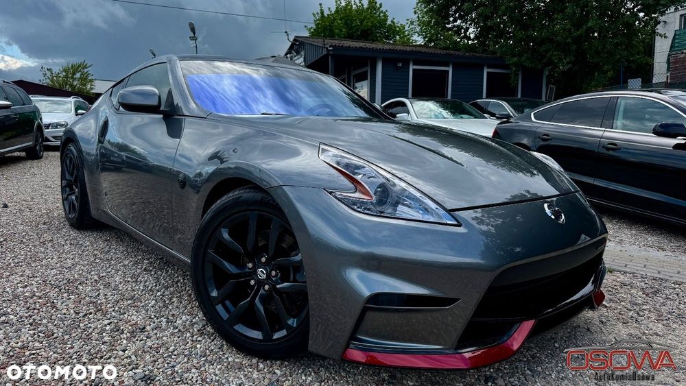 Nissan 370 Z - 37