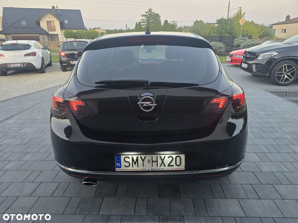 Opel Astra 1.4 Turbo Edition - 2